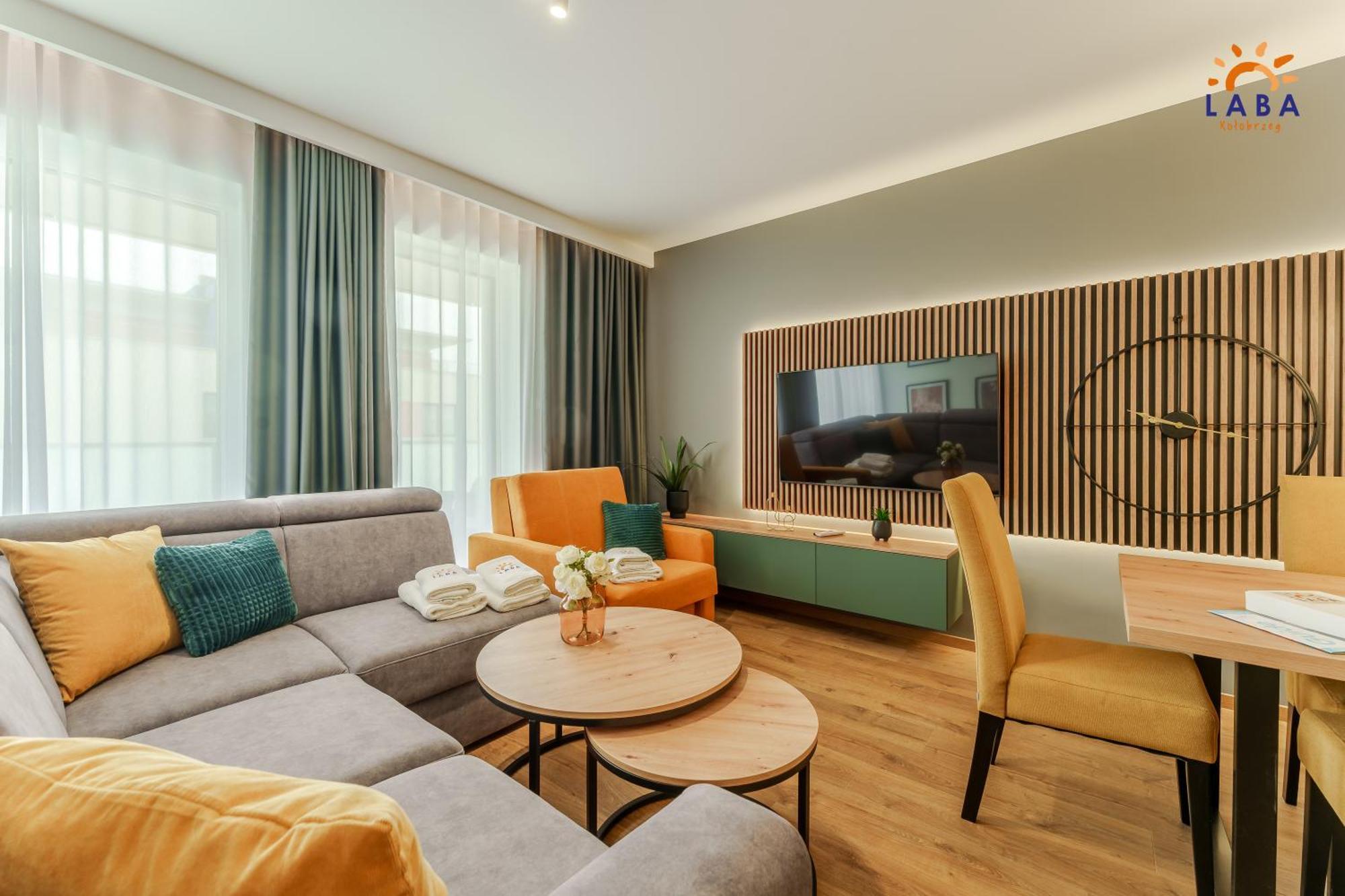 Laba Kolobrzeg Apartamenty Kollataja Z Parkingiem Exterior photo