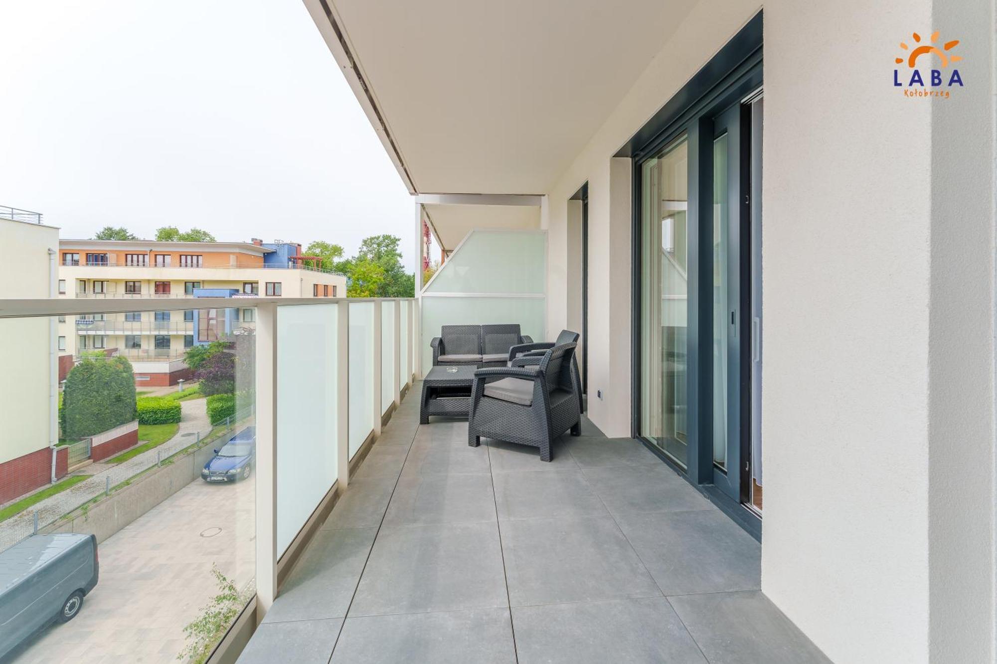 Laba Kolobrzeg Apartamenty Kollataja Z Parkingiem Exterior photo