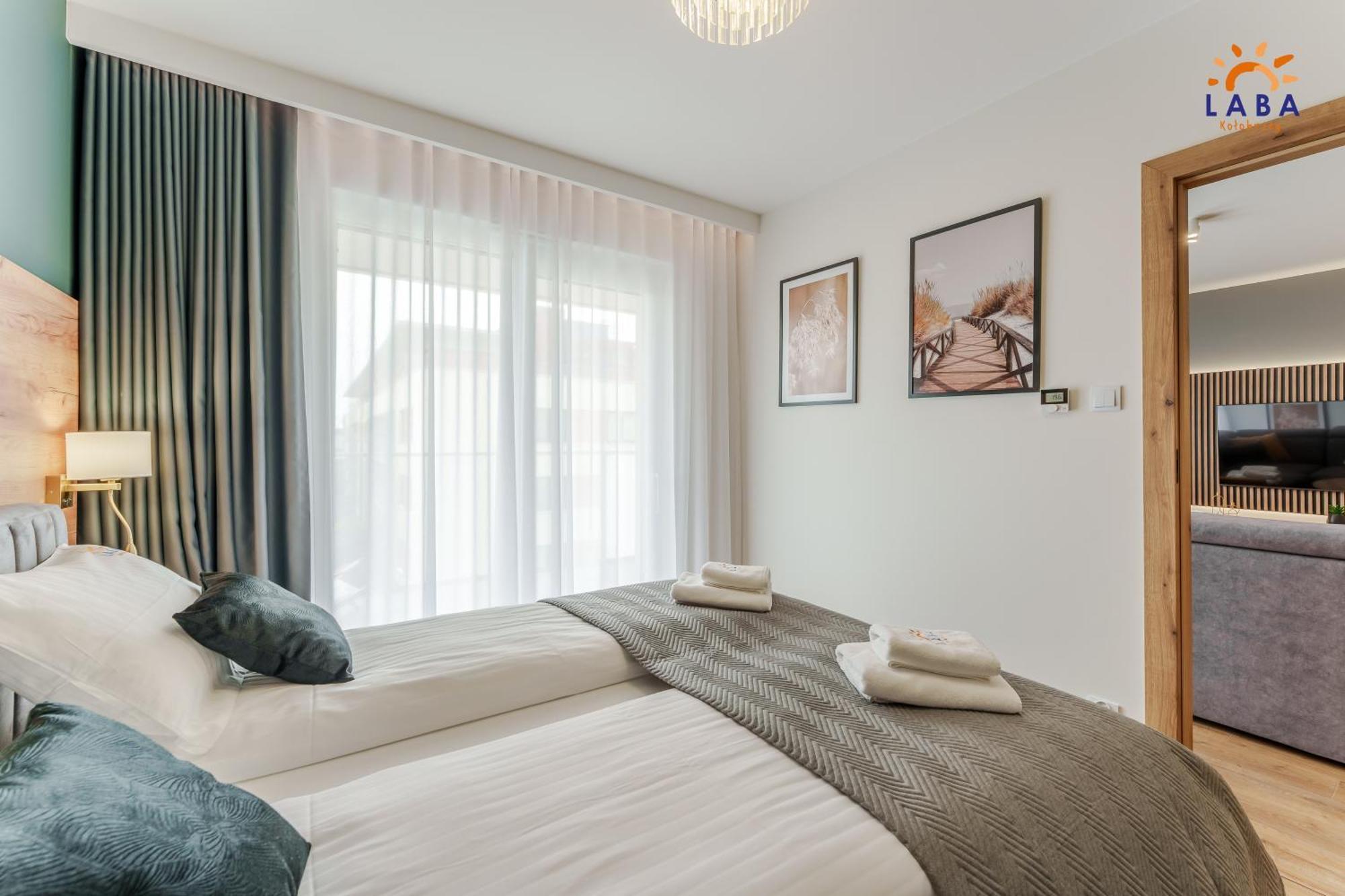 Laba Kolobrzeg Apartamenty Kollataja Z Parkingiem Exterior photo
