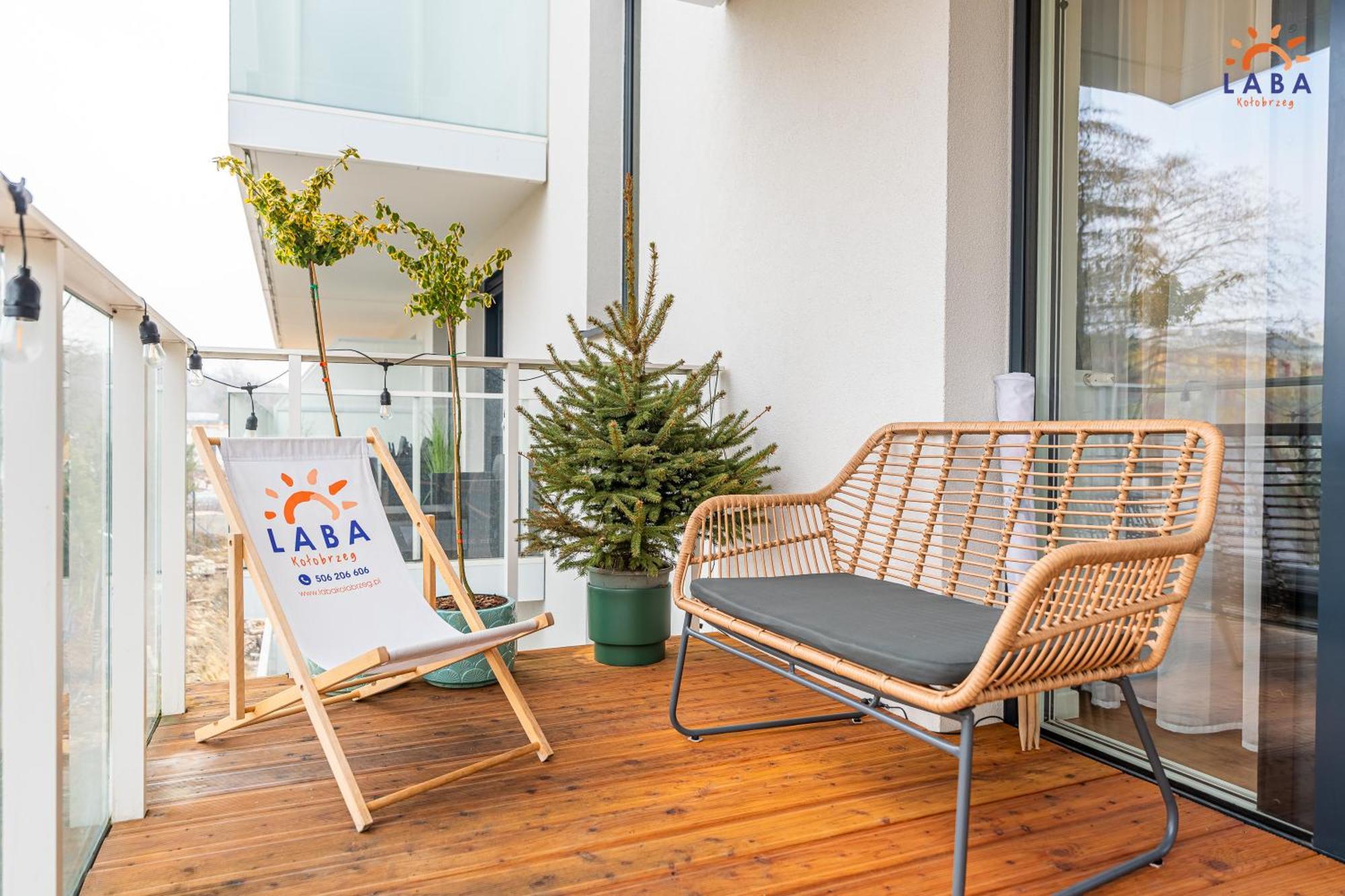 Laba Kolobrzeg Apartamenty Kollataja Z Parkingiem Exterior photo