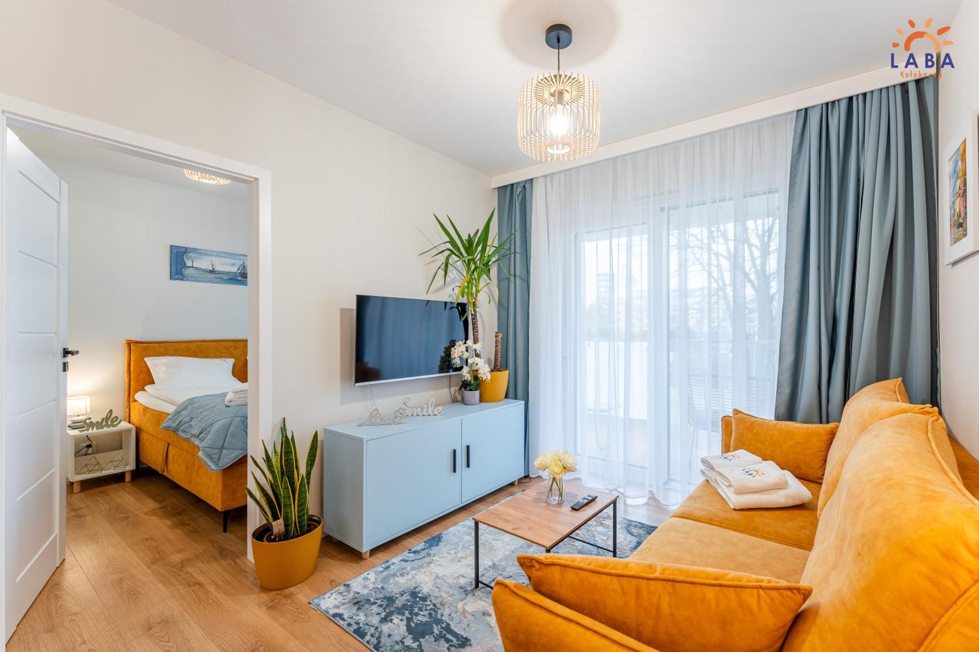 Laba Kolobrzeg Apartamenty Kollataja Z Parkingiem Exterior photo